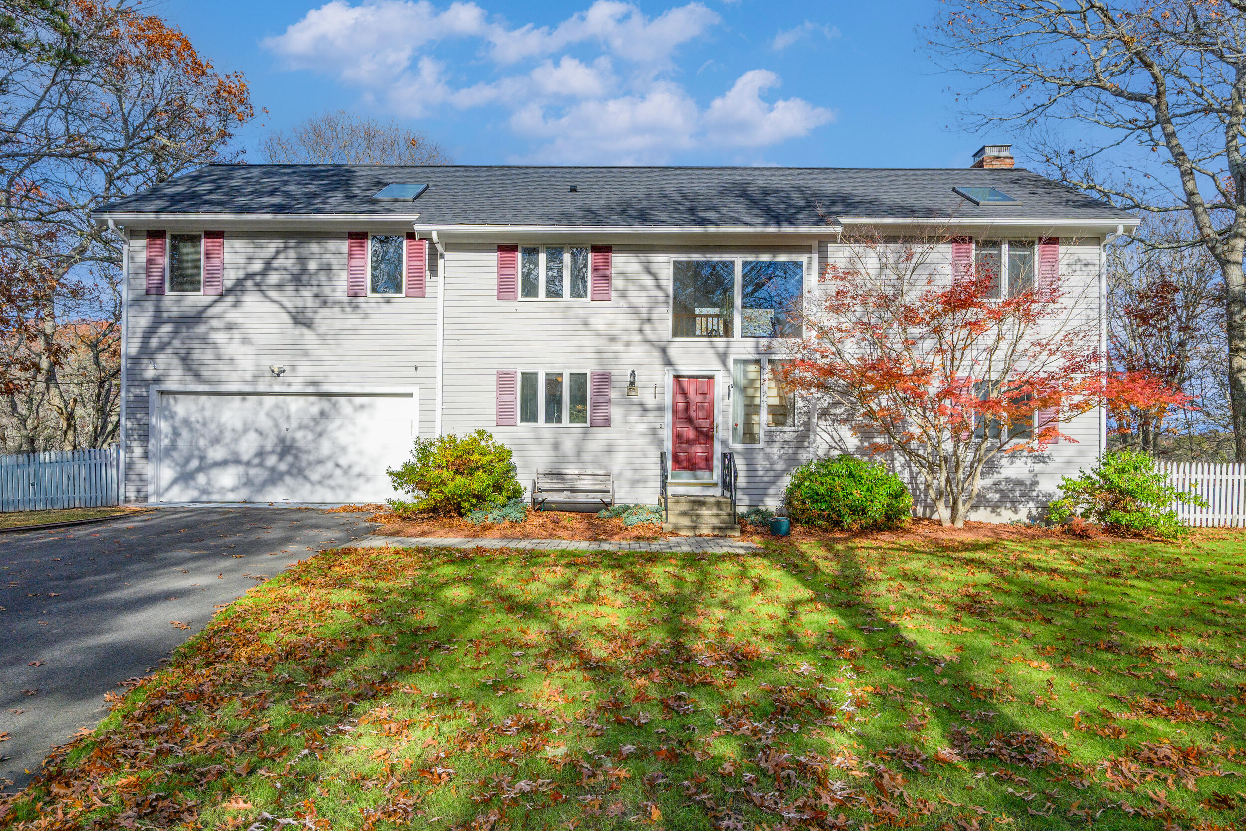 11 Elizabeth Lane West Yarmouth MA 02673