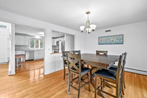 11 Elizabeth Lane Yarmouth MA 02673