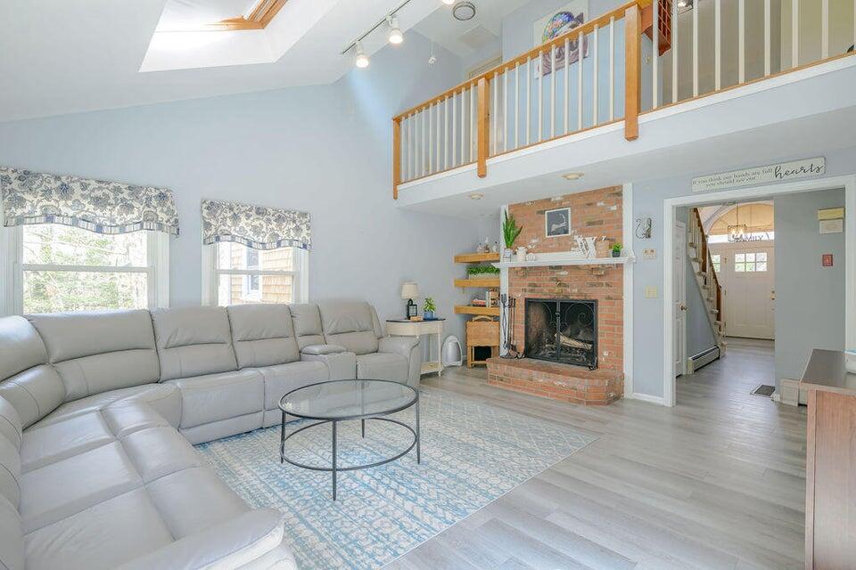 37 Square Rigger Lane Barnstable MA 02630