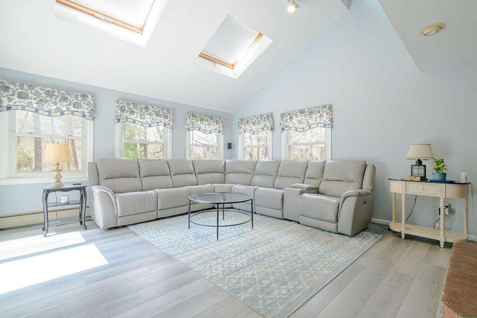 37 Square Rigger Lane Barnstable MA 02630