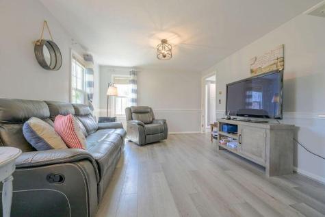 37 Square Rigger Lane Barnstable MA 02630