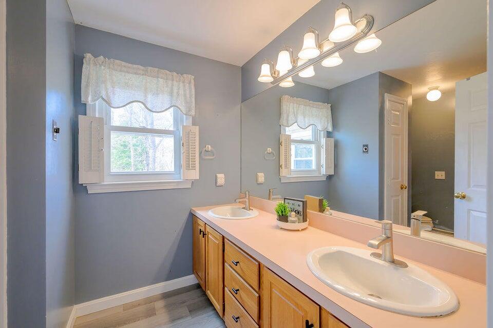 37 Square Rigger Lane Barnstable MA 02630