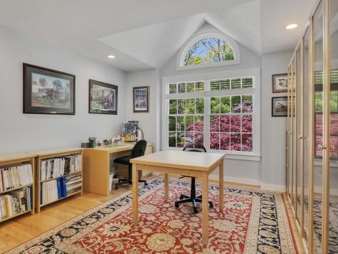 47 Little Neck Way Barnstable MA 02648