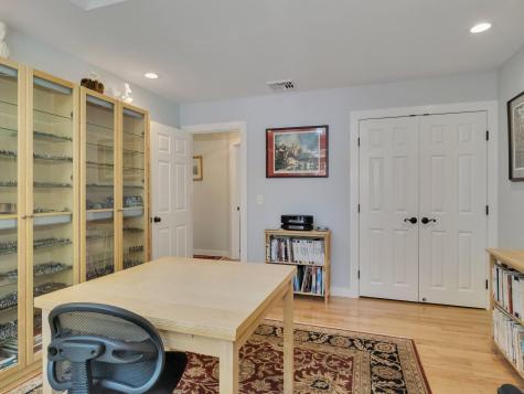47 Little Neck Way Barnstable MA 02648