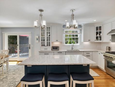 47 Little Neck Way Barnstable MA 02648
