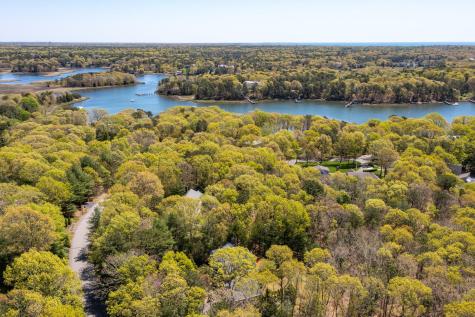 47 Little Neck Way Barnstable MA 02648