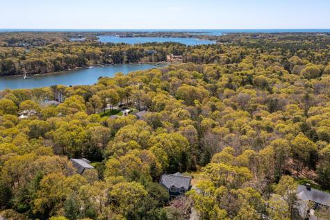 47 Little Neck Way Barnstable MA 02648
