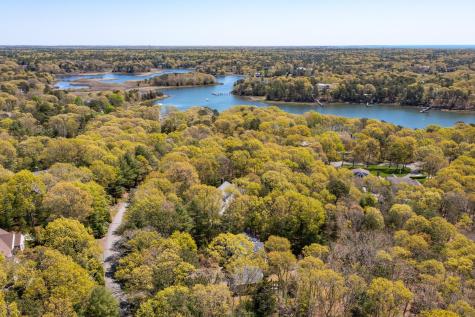 47 Little Neck Way Barnstable MA 02648