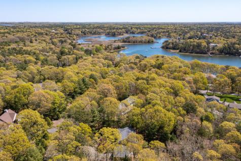 47 Little Neck Way Barnstable MA 02648