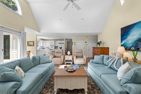 13 Driftwood Circle Mashpee MA 02649