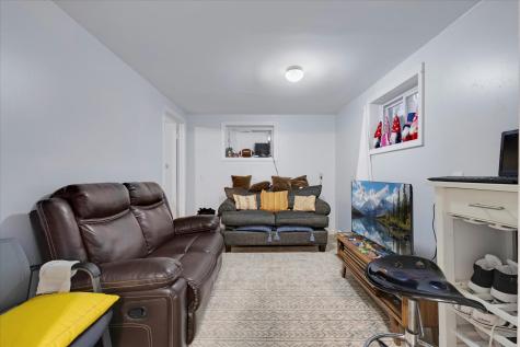 423 Lincoln Road Extension Barnstable MA 02601