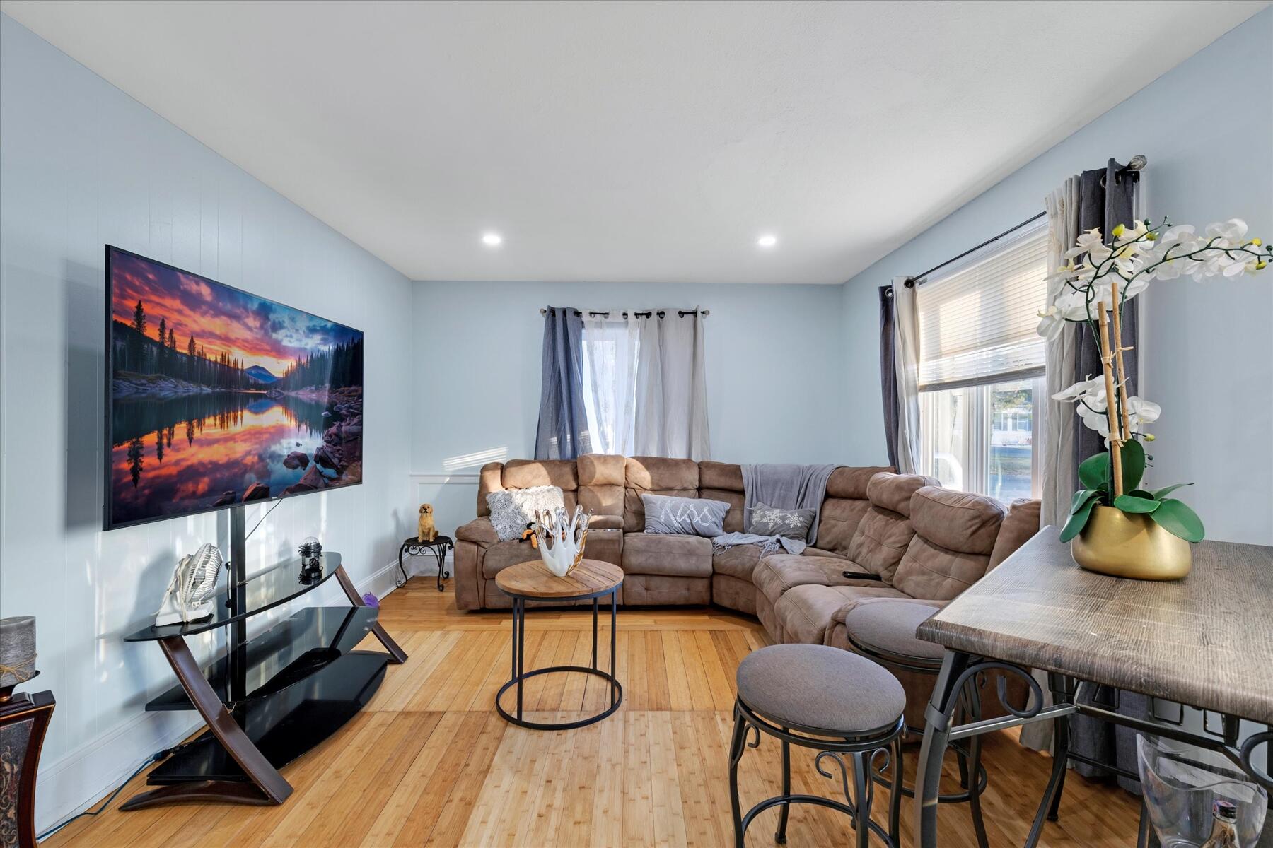 423 Lincoln Road Extension Barnstable MA 02601