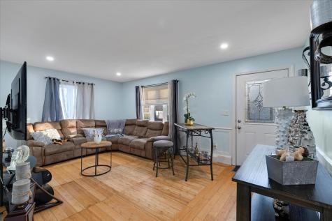 423 Lincoln Road Extension Barnstable MA 02601