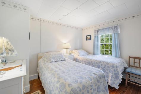 25 Horsefoot Path Dennis MA 02638