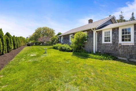 25 Horsefoot Path Dennis MA 02638