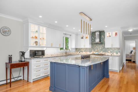 35 Bayshore Drive Mashpee MA 02649