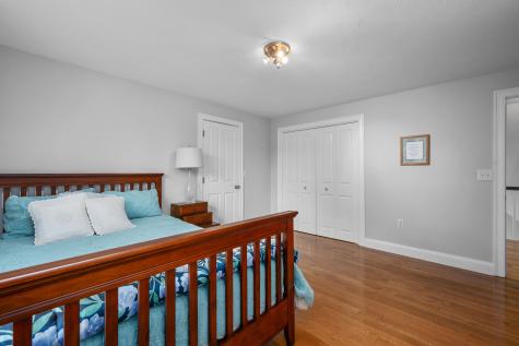 35 Bayshore Drive Mashpee MA 02649