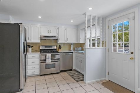 141 Dolphin Lane Barnstable MA 02601