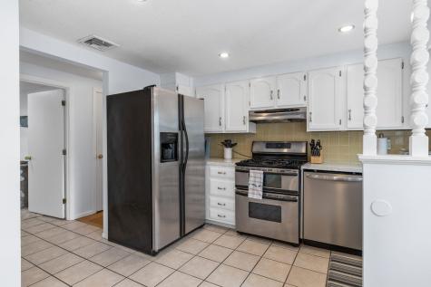 141 Dolphin Lane Barnstable MA 02601