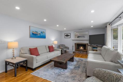 141 Dolphin Lane Barnstable MA 02601