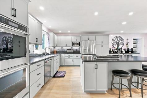 31 Quaker Village Lane East Sandwich MA 02537