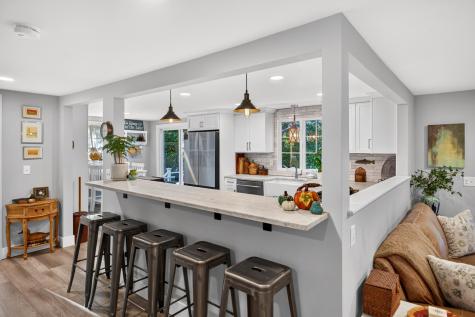 103 James Circle Mashpee MA 02649