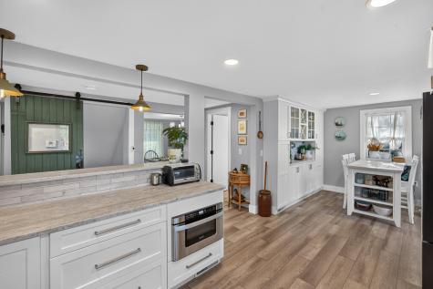 103 James Circle Mashpee MA 02649