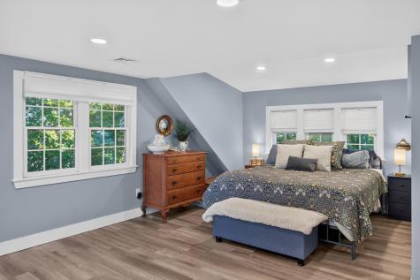 103 James Circle Mashpee MA 02649