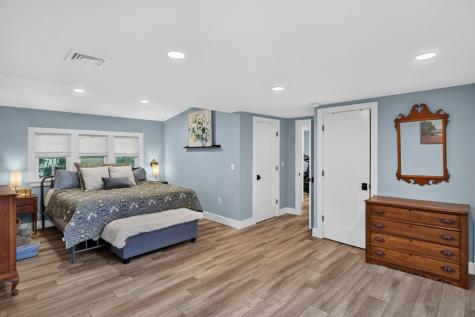 103 James Circle Mashpee MA 02649