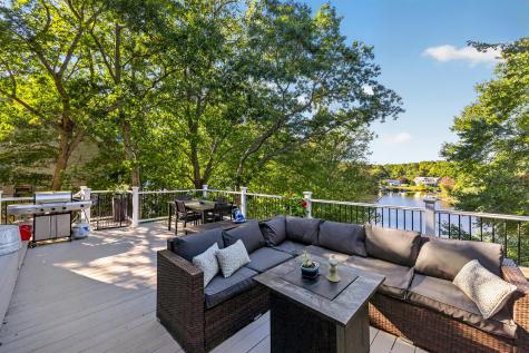 103 James Circle Mashpee MA 02649