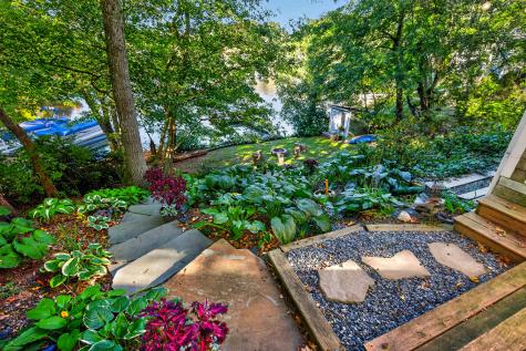 103 James Circle Mashpee MA 02649