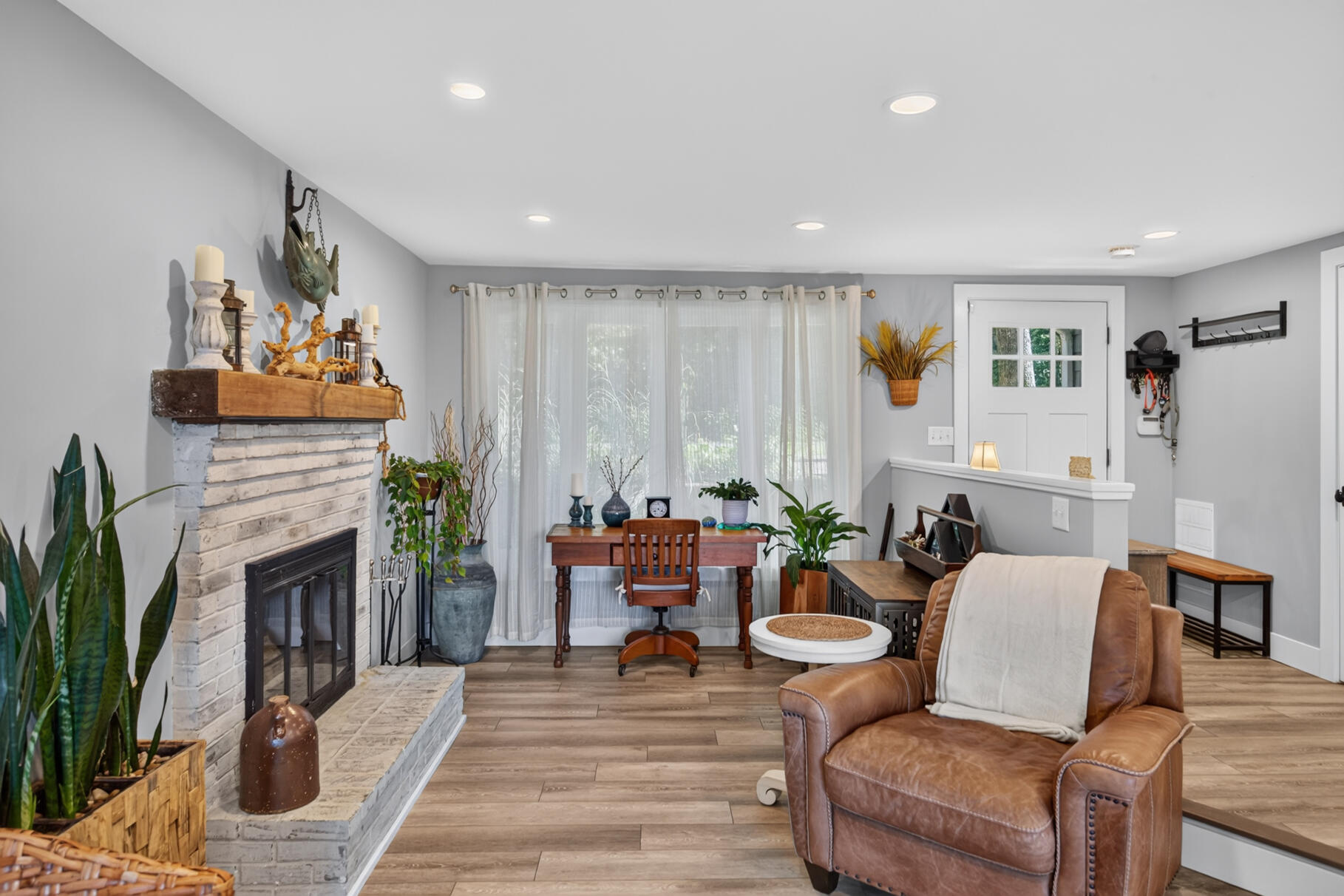 103 James Circle Mashpee MA 02649