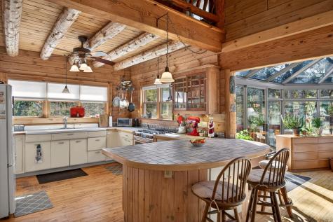 73 County Road Bourne MA 02532
