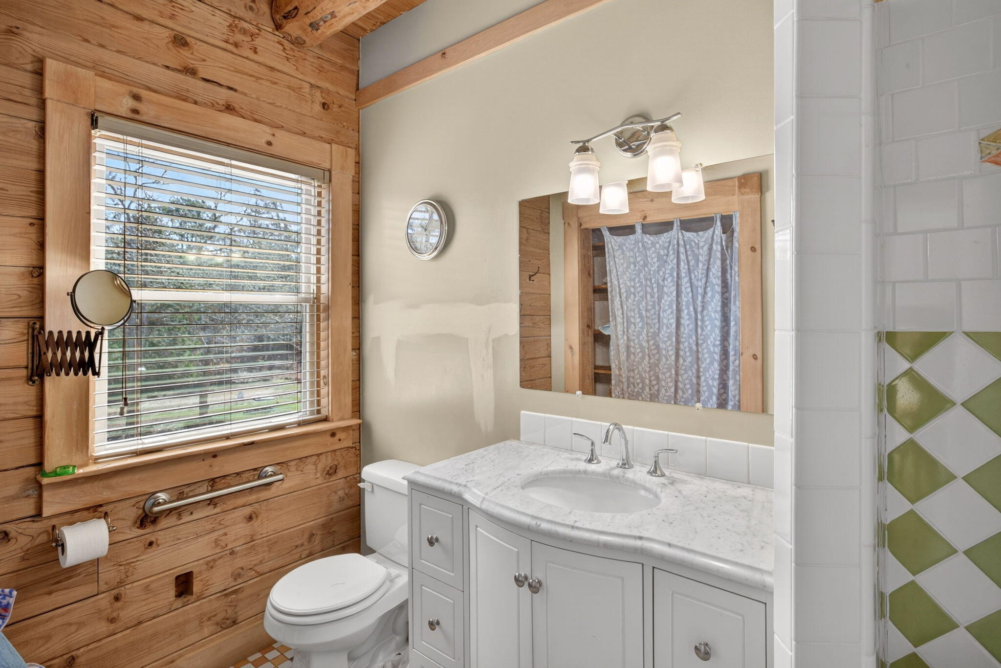 73 County Road Bourne MA 02532
