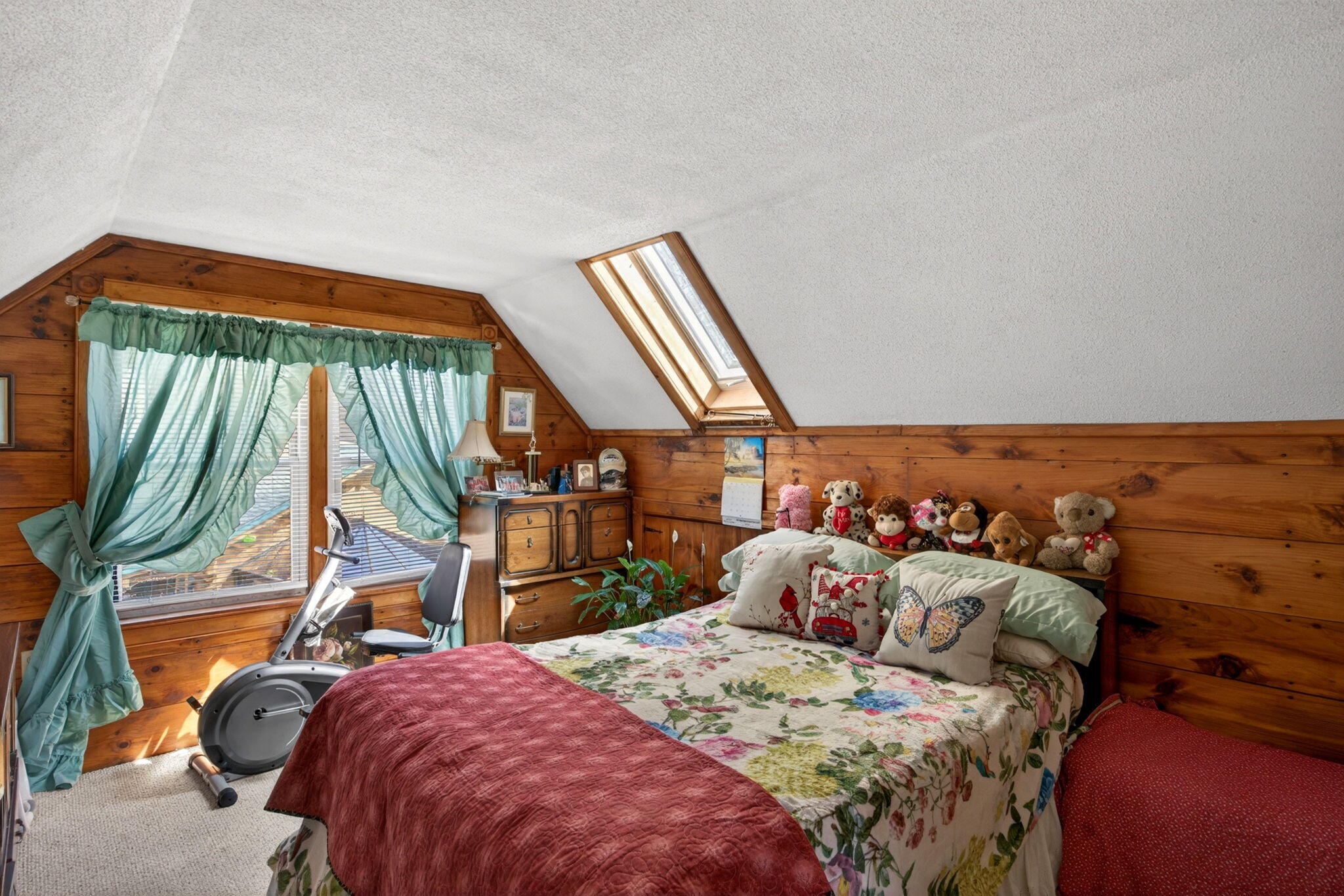 73 County Road Bourne MA 02532
