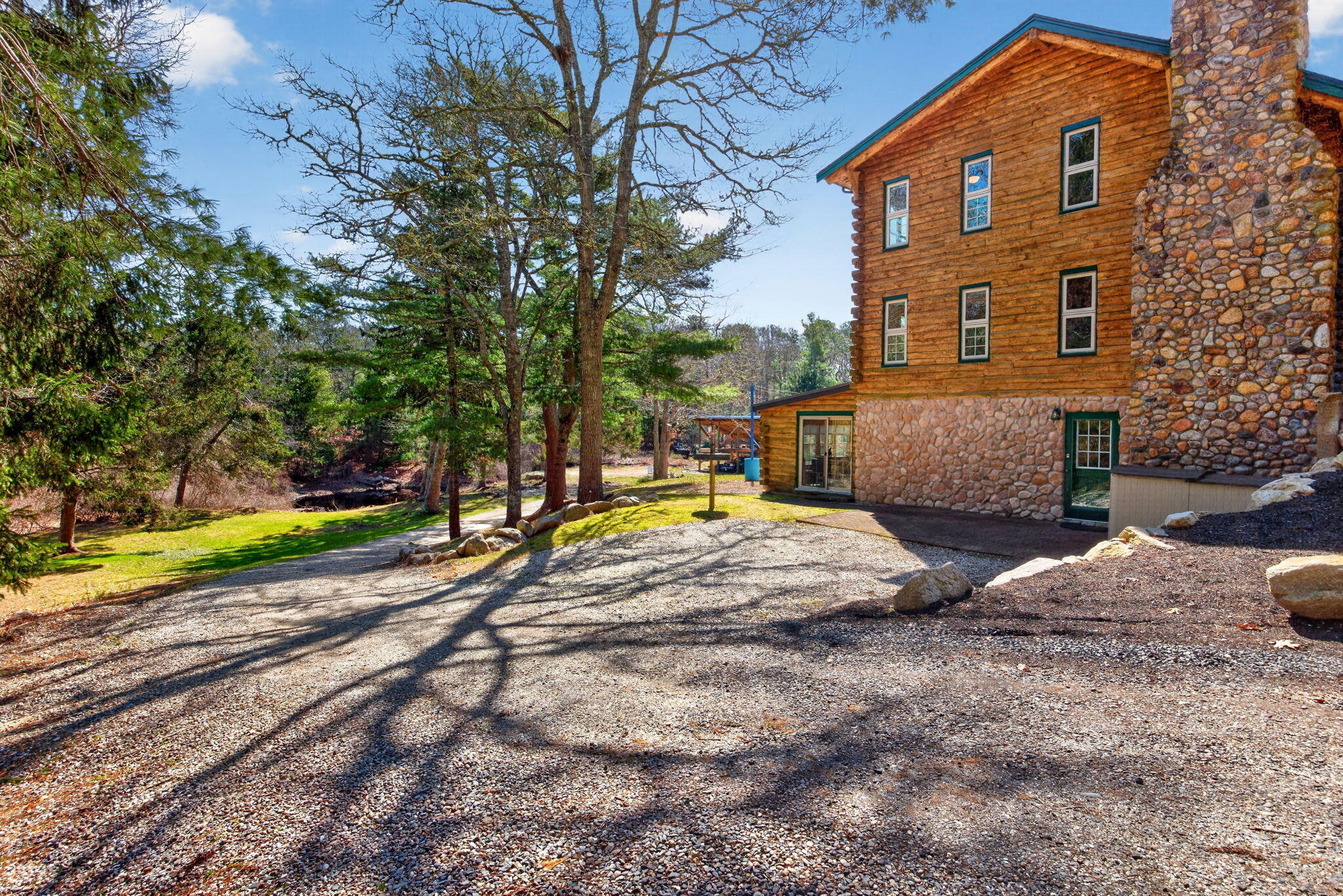 73 County Road Bourne MA 02532