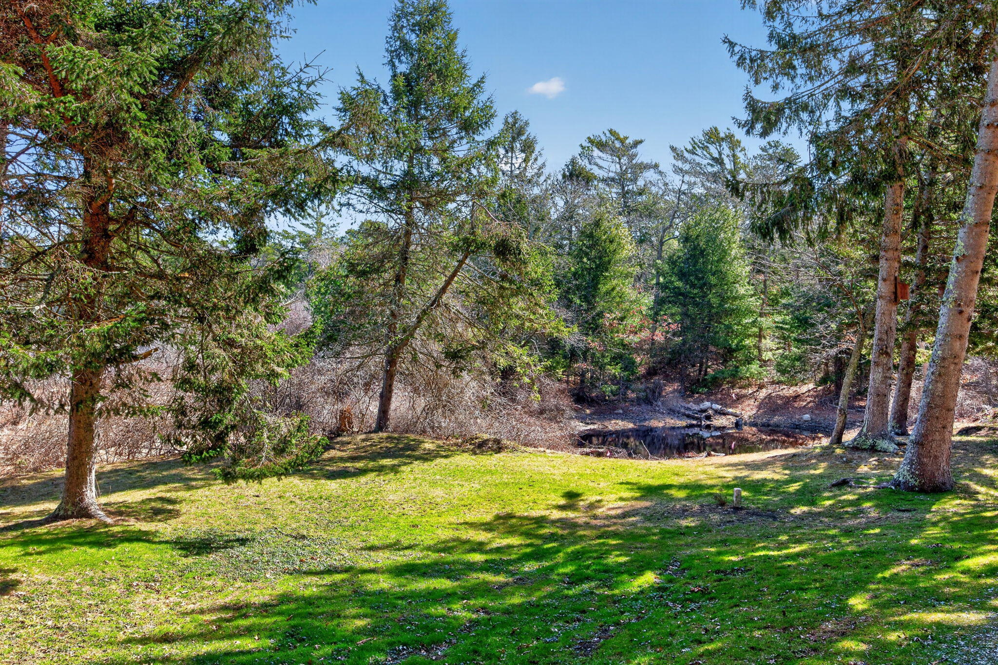 73 County Road Bourne MA 02532