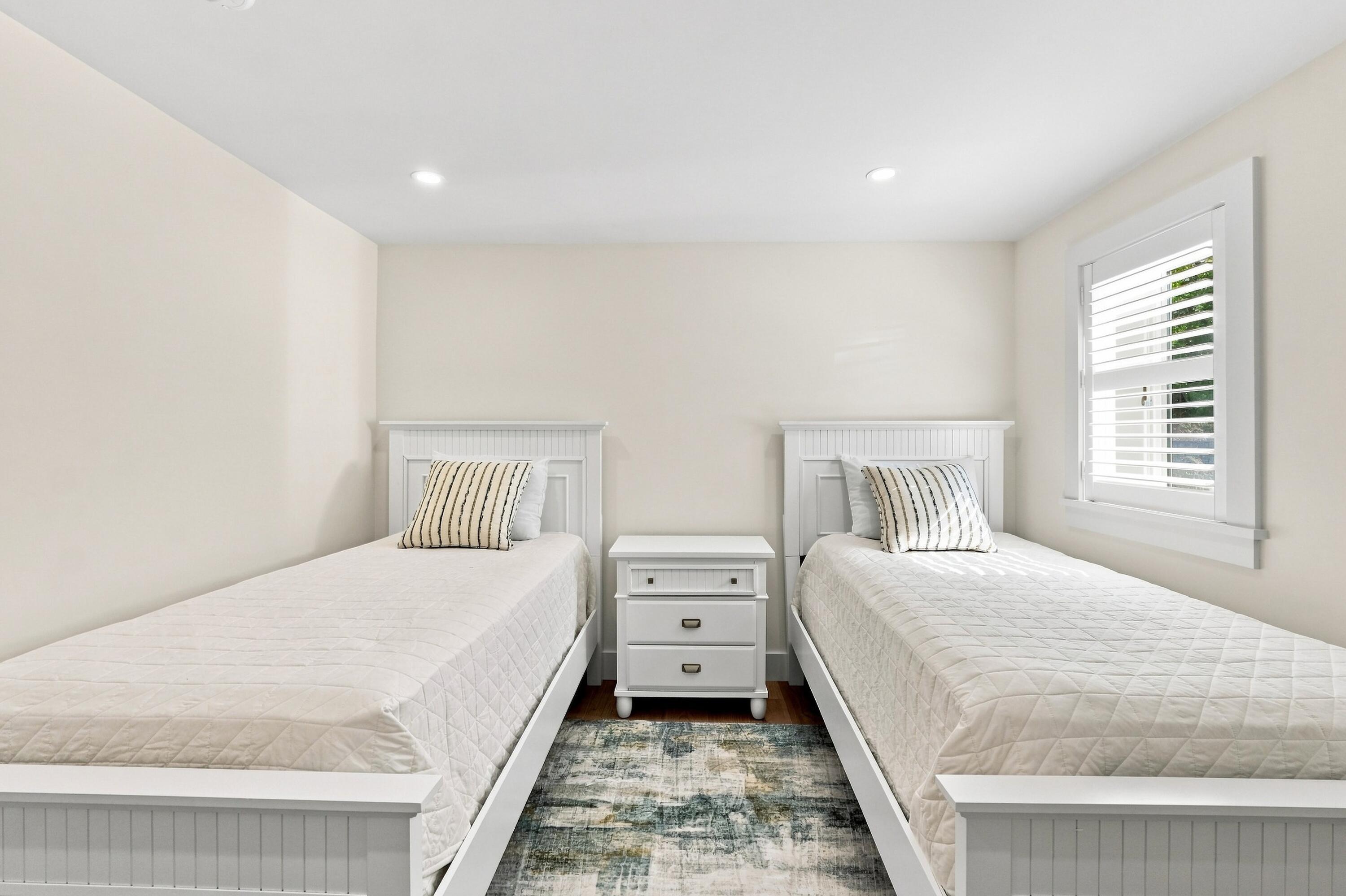 33 Dexter Avenue Sandwich MA 02563