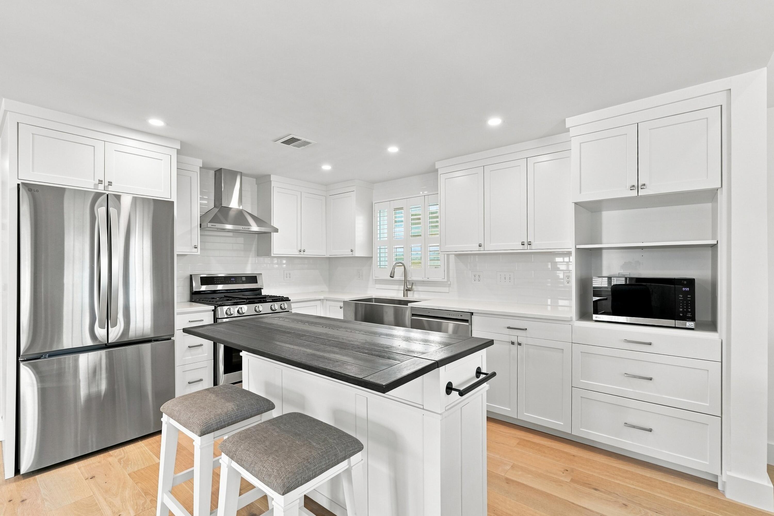 33 Dexter Avenue Sandwich MA 02563