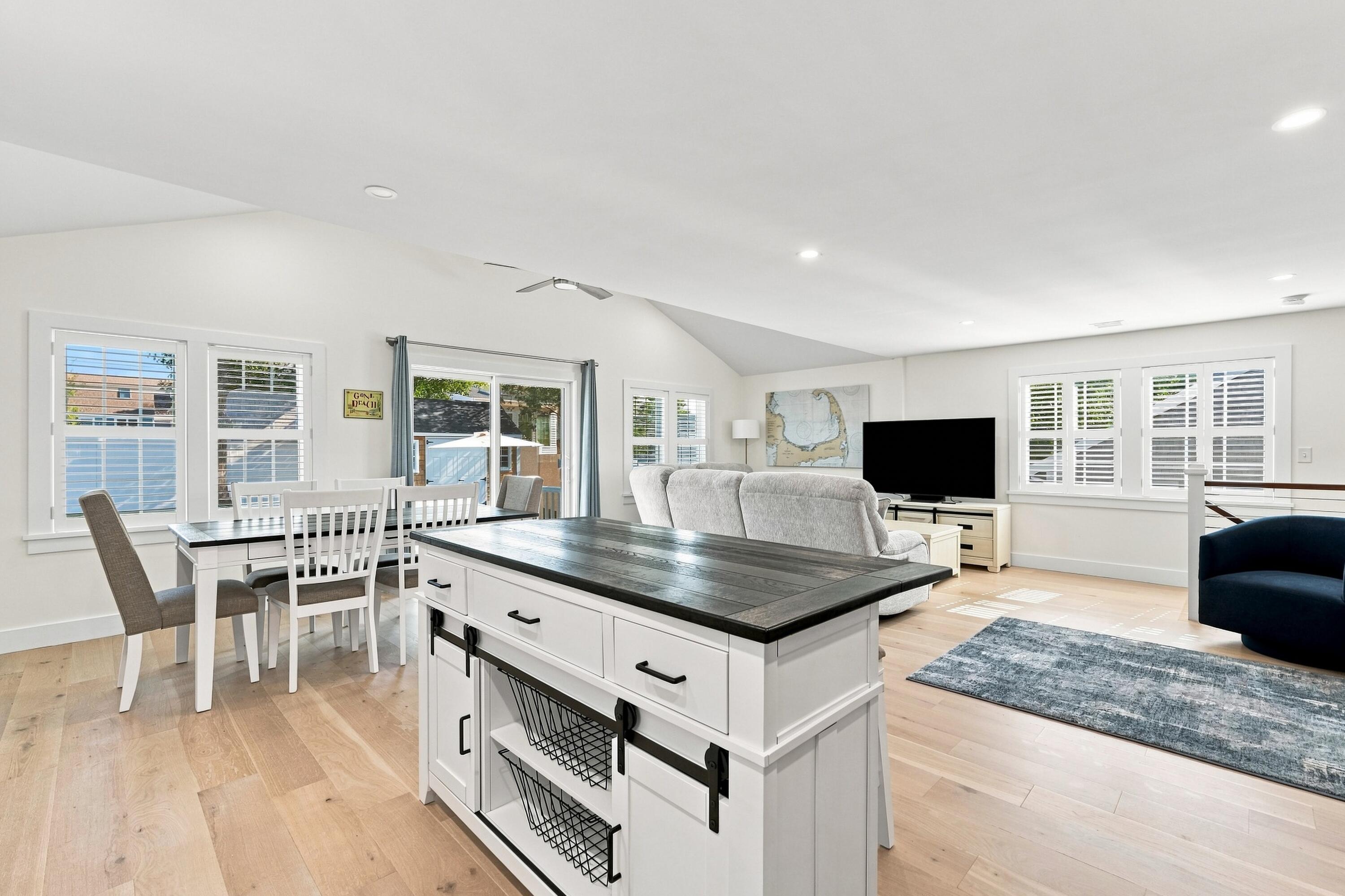33 Dexter Avenue Sandwich MA 02563