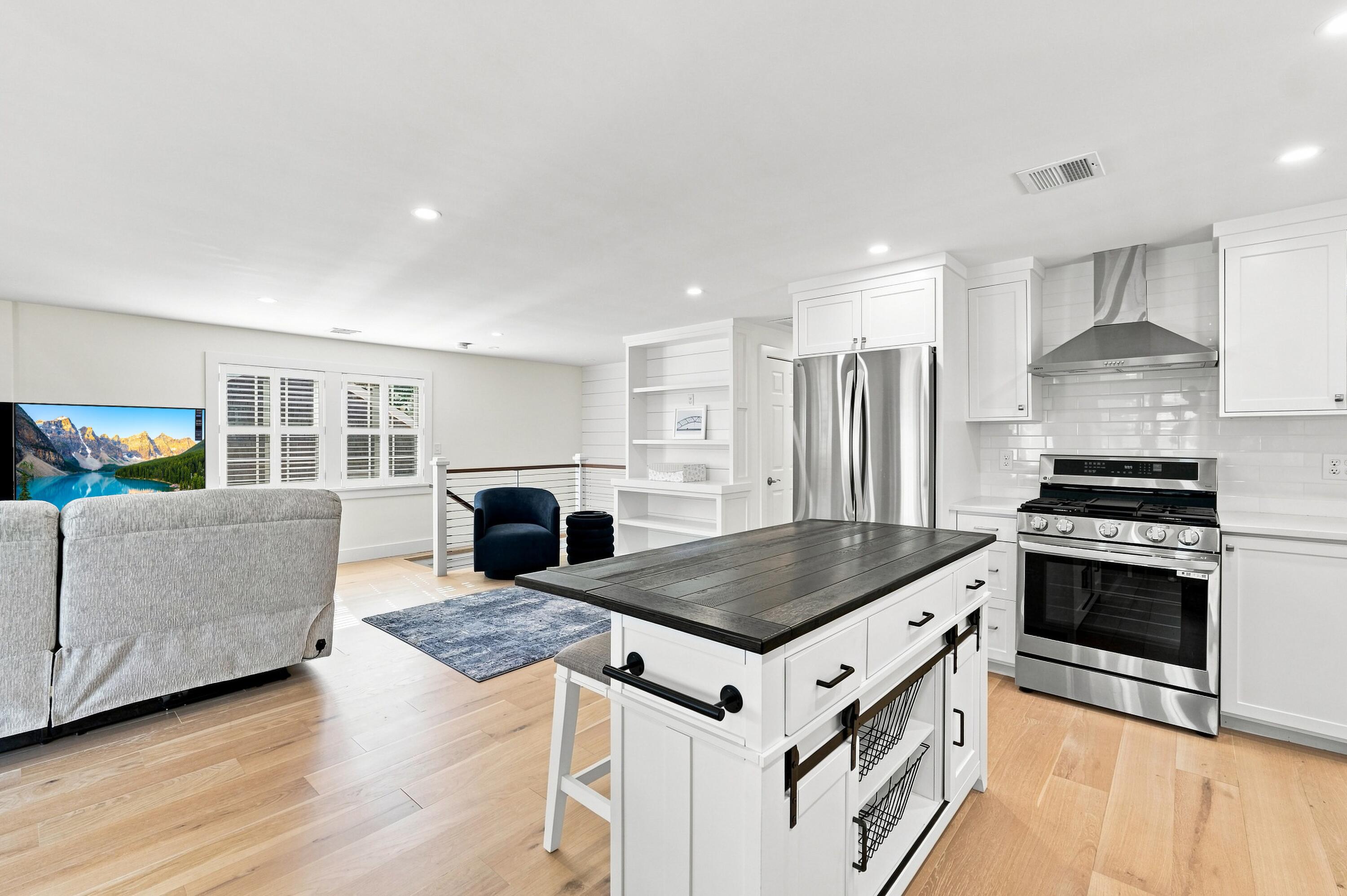 33 Dexter Avenue Sandwich MA 02563