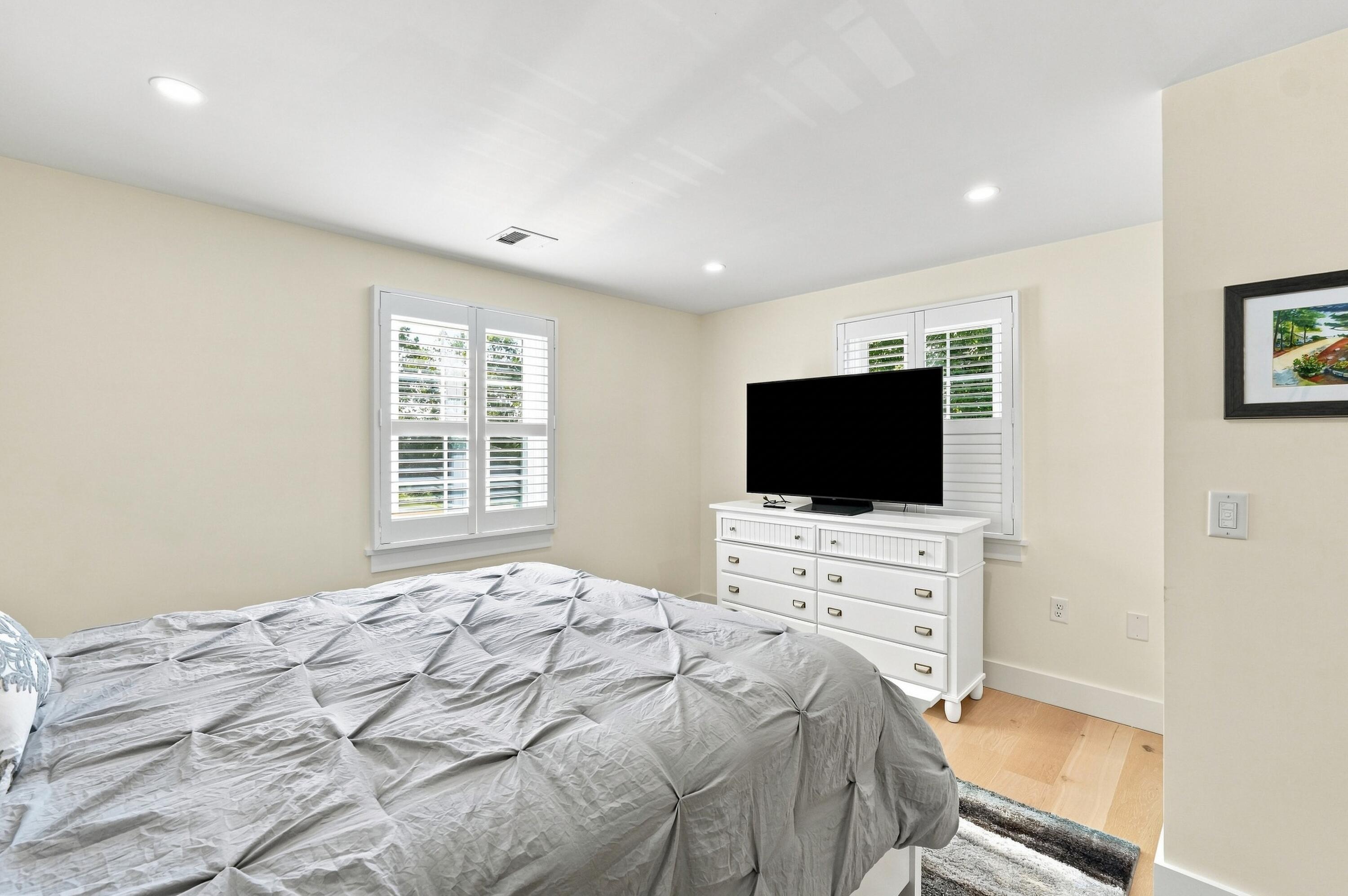 33 Dexter Avenue Sandwich MA 02563