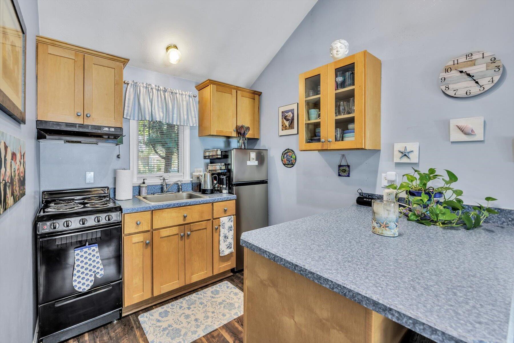 17 Galleon Way Osterville MA 02655