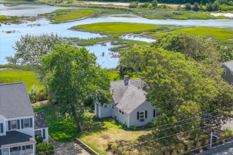 345 Quaker Road Falmouth MA 02556