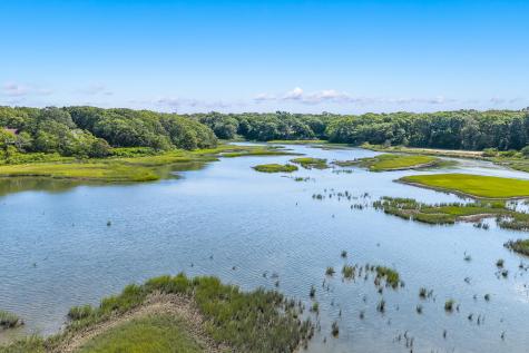 345 Quaker Road Falmouth MA 02556