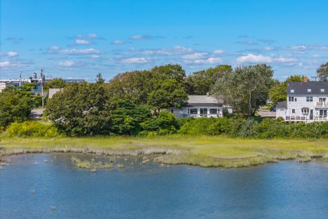 345 Quaker Road Falmouth MA 02556