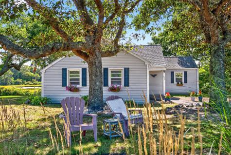 345 Quaker Road Falmouth MA 02556