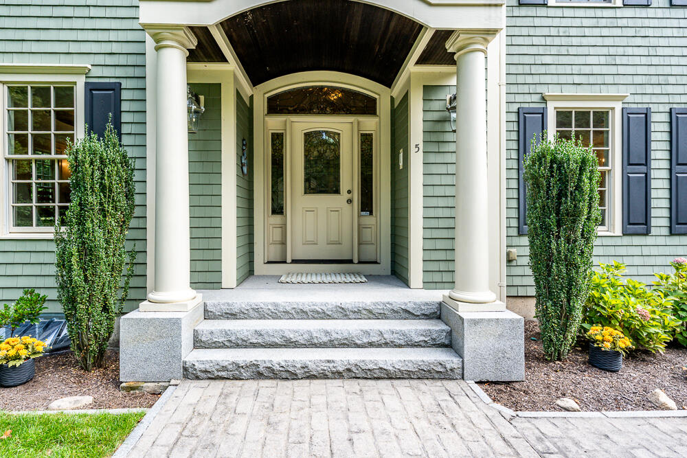 5 Pine Street Sandwich MA 02563