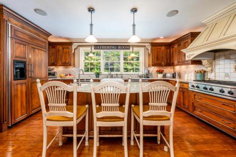 5 Pine Street Sandwich MA 02563