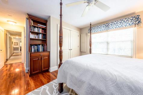 5 Pine Street Sandwich MA 02563